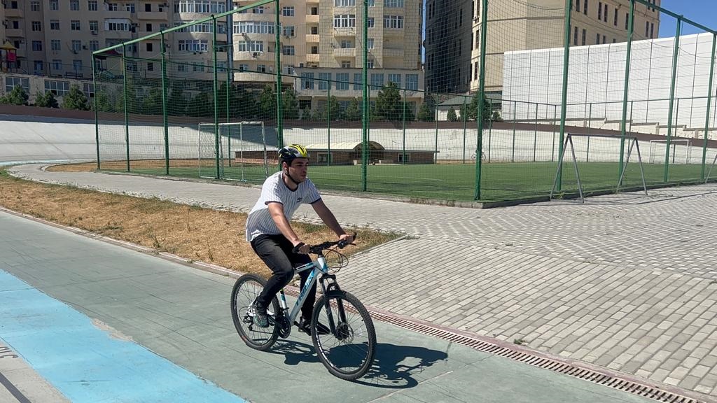 Bakı Gənclər Mərkəzinin üzvləri arasında velosiped yarışı keçirilib