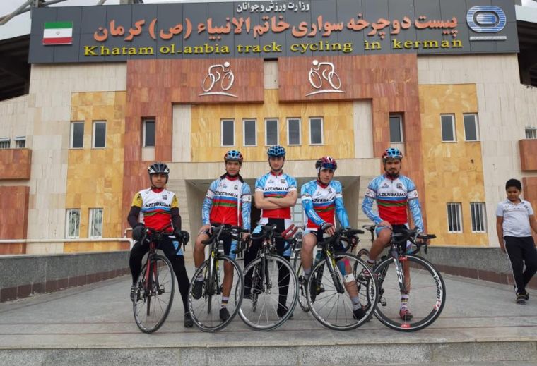 Gənc velosipedçilərimiz İranda yarışacaq